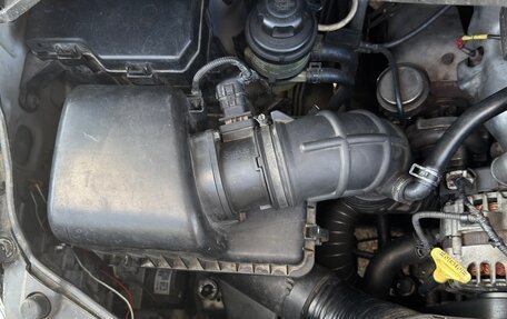 Hyundai Grand Starex Grand Starex I рестайлинг 2, 2013 год, 1 800 000 рублей, 9 фотография