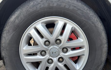 Hyundai Grand Starex Grand Starex I рестайлинг 2, 2013 год, 1 800 000 рублей, 15 фотография