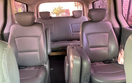 Hyundai Grand Starex Grand Starex I рестайлинг 2, 2013 год, 1 800 000 рублей, 20 фотография