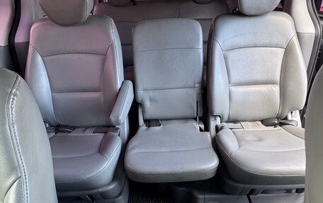 Hyundai Grand Starex Grand Starex I рестайлинг 2, 2013 год, 1 800 000 рублей, 18 фотография