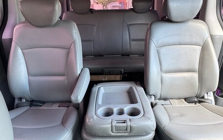 Hyundai Grand Starex Grand Starex I рестайлинг 2, 2013 год, 1 800 000 рублей, 19 фотография