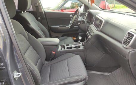 KIA Sportage IV рестайлинг, 2021 год, 3 000 000 рублей, 10 фотография