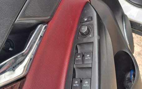 Opel Antara I, 2013 год, 790 000 рублей, 10 фотография