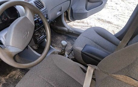 Hyundai Accent II, 2004 год, 245 000 рублей, 3 фотография