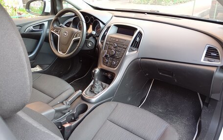 Opel Astra J, 2014 год, 930 000 рублей, 5 фотография