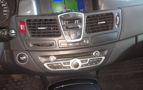 Renault Laguna III рестайлинг, 2009 год, 850 000 рублей, 15 фотография