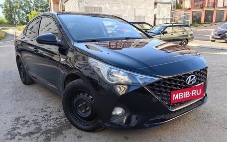 Hyundai Solaris II рестайлинг, 2020 год, 1 200 000 рублей, 4 фотография