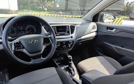 Hyundai Solaris II рестайлинг, 2020 год, 1 200 000 рублей, 7 фотография