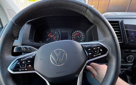 Volkswagen Caravelle T6 рестайлинг, 2019 год, 3 800 000 рублей, 4 фотография