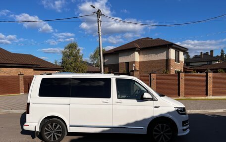 Volkswagen Caravelle T6 рестайлинг, 2019 год, 3 800 000 рублей, 12 фотография