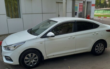 Hyundai Solaris II рестайлинг, 2017 год, 960 000 рублей, 6 фотография