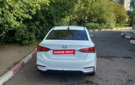 Hyundai Solaris II рестайлинг, 2017 год, 960 000 рублей, 4 фотография