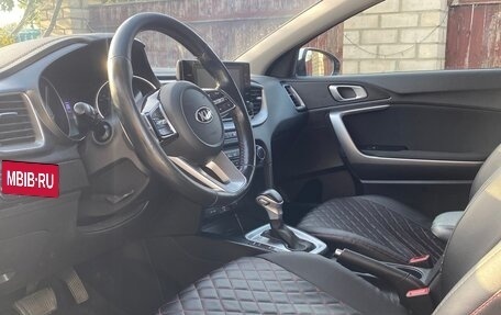 KIA cee'd III, 2021 год, 1 700 000 рублей, 6 фотография