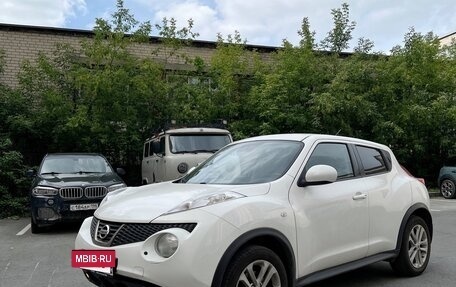 Nissan Juke II, 2011 год, 900 000 рублей, 2 фотография