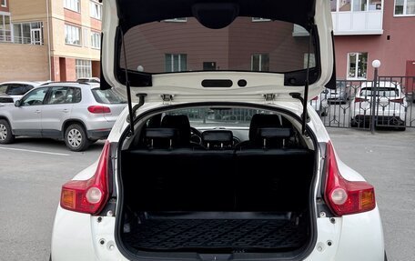 Nissan Juke II, 2011 год, 900 000 рублей, 8 фотография