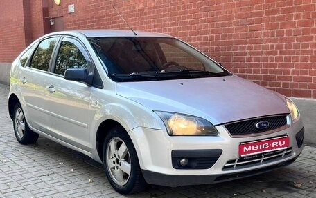 Ford Focus II рестайлинг, 2005 год, 375 000 рублей, 1 фотография