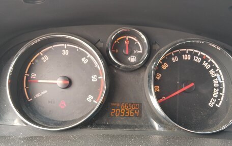 Opel Antara I, 2012 год, 850 000 рублей, 10 фотография