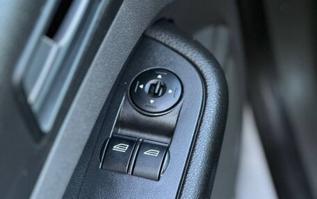 Ford Focus II рестайлинг, 2005 год, 375 000 рублей, 19 фотография