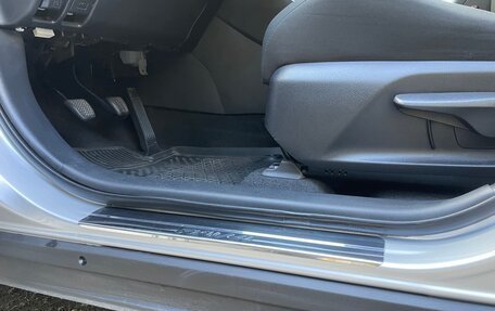 Toyota RAV4, 2019 год, 2 589 000 рублей, 9 фотография