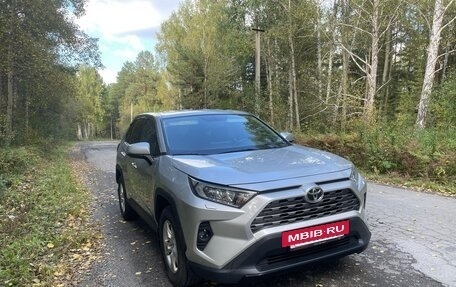 Toyota RAV4, 2019 год, 2 589 000 рублей, 7 фотография