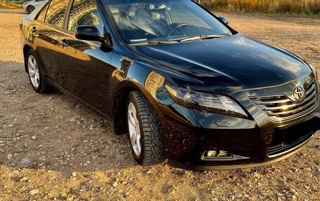 Toyota Camry, 2008 год, 1 870 000 рублей, 1 фотография