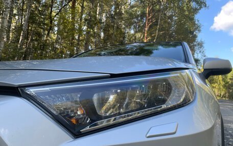 Toyota RAV4, 2019 год, 2 589 000 рублей, 39 фотография