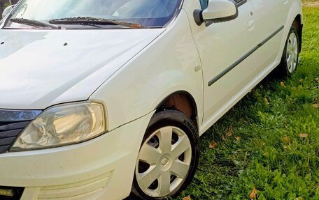 Renault Logan I, 2014 год, 350 000 рублей, 1 фотография