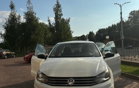 Volkswagen Polo VI (EU Market), 2017 год, 1 250 000 рублей, 1 фотография