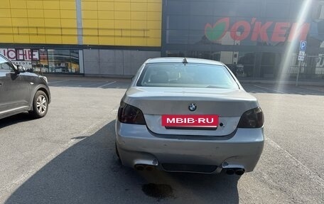 BMW 5 серия, 2004 год, 599 999 рублей, 9 фотография