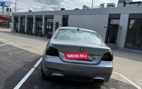 BMW 5 серия, 2004 год, 599 999 рублей, 19 фотография