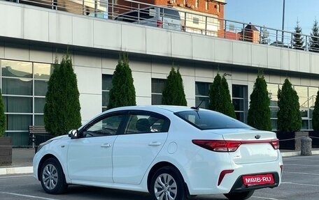 KIA Rio IV, 2017 год, 1 050 000 рублей, 10 фотография