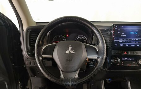 Mitsubishi Outlander III рестайлинг 3, 2013 год, 1 125 000 рублей, 12 фотография