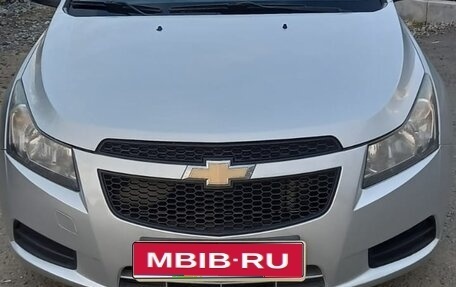 Chevrolet Cruze II, 2010 год, 745 000 рублей, 1 фотография
