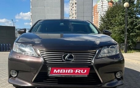 Lexus ES VII, 2012 год, 2 390 000 рублей, 1 фотография
