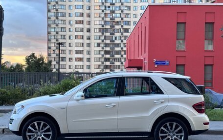 Mercedes-Benz M-Класс, 2011 год, 2 495 000 рублей, 3 фотография