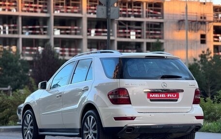 Mercedes-Benz M-Класс, 2011 год, 2 495 000 рублей, 2 фотография