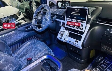 Hyundai Staria, 2025 год, 6 185 000 рублей, 21 фотография