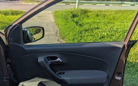 Volkswagen Polo VI (EU Market), 2014 год, 1 000 000 рублей, 16 фотография