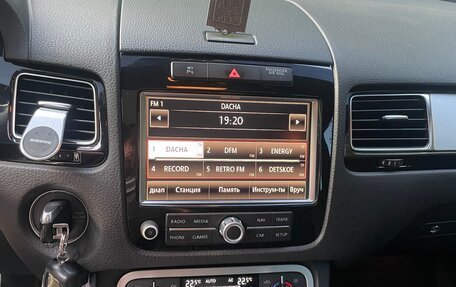 Volkswagen Touareg III, 2011 год, 2 015 000 рублей, 7 фотография