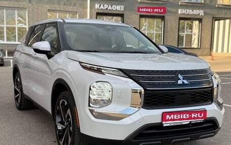 Mitsubishi Outlander, 2021 год, 3 888 800 рублей, 1 фотография