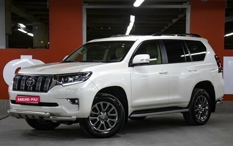 Toyota Land Cruiser Prado 150 рестайлинг 2, 2018 год, 5 298 000 рублей, 1 фотография