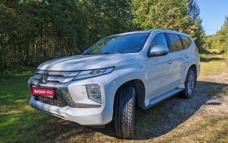 Mitsubishi Pajero Sport III рестайлинг, 2020 год, 3 190 000 рублей, 1 фотография