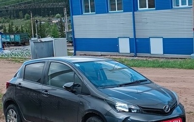 Toyota Vitz, 2015 год, 1 000 000 рублей, 1 фотография