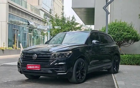 Volkswagen Touareg III, 2021 год, 4 100 000 рублей, 1 фотография
