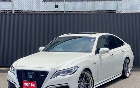 Toyota Crown, 2020 год, 2 487 000 рублей, 1 фотография