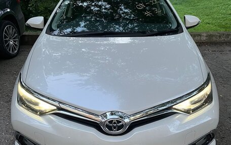 Toyota Auris II, 2016 год, 1 250 000 рублей, 1 фотография