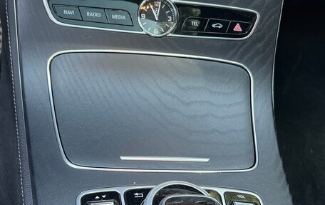 Mercedes-Benz E-Класс, 2018 год, 4 500 000 рублей, 6 фотография