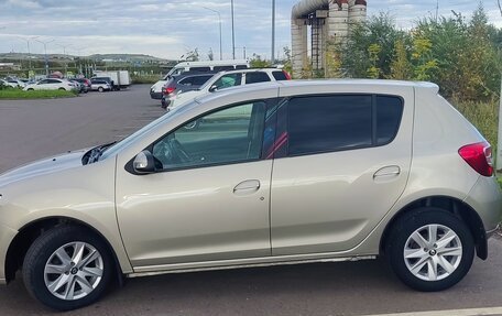 Renault Sandero II рестайлинг, 2019 год, 1 049 000 рублей, 1 фотография