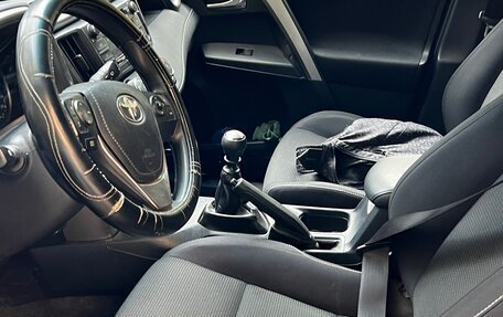 Toyota RAV4, 2016 год, 2 150 000 рублей, 5 фотография