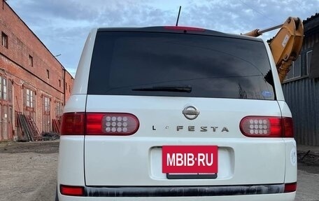 Nissan Lafesta I, 2004 год, 600 000 рублей, 4 фотография